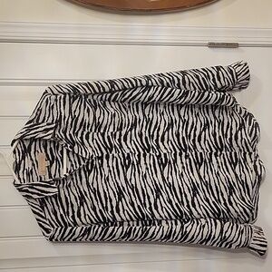 Philosophy Tops/Blouse women's.  Sz XS Black Ivory Animal Zebra Printed long sle